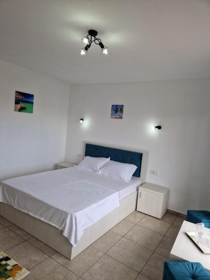 Complex Turistic N&S Hotel 2 Mai Luaran gambar