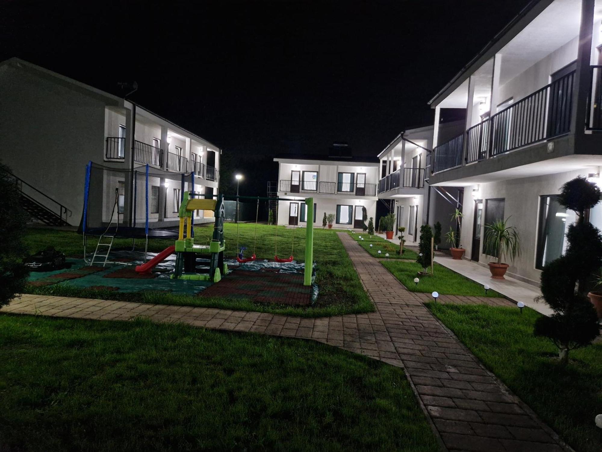 Complex Turistic N&S Hotel 2 Mai Luaran gambar