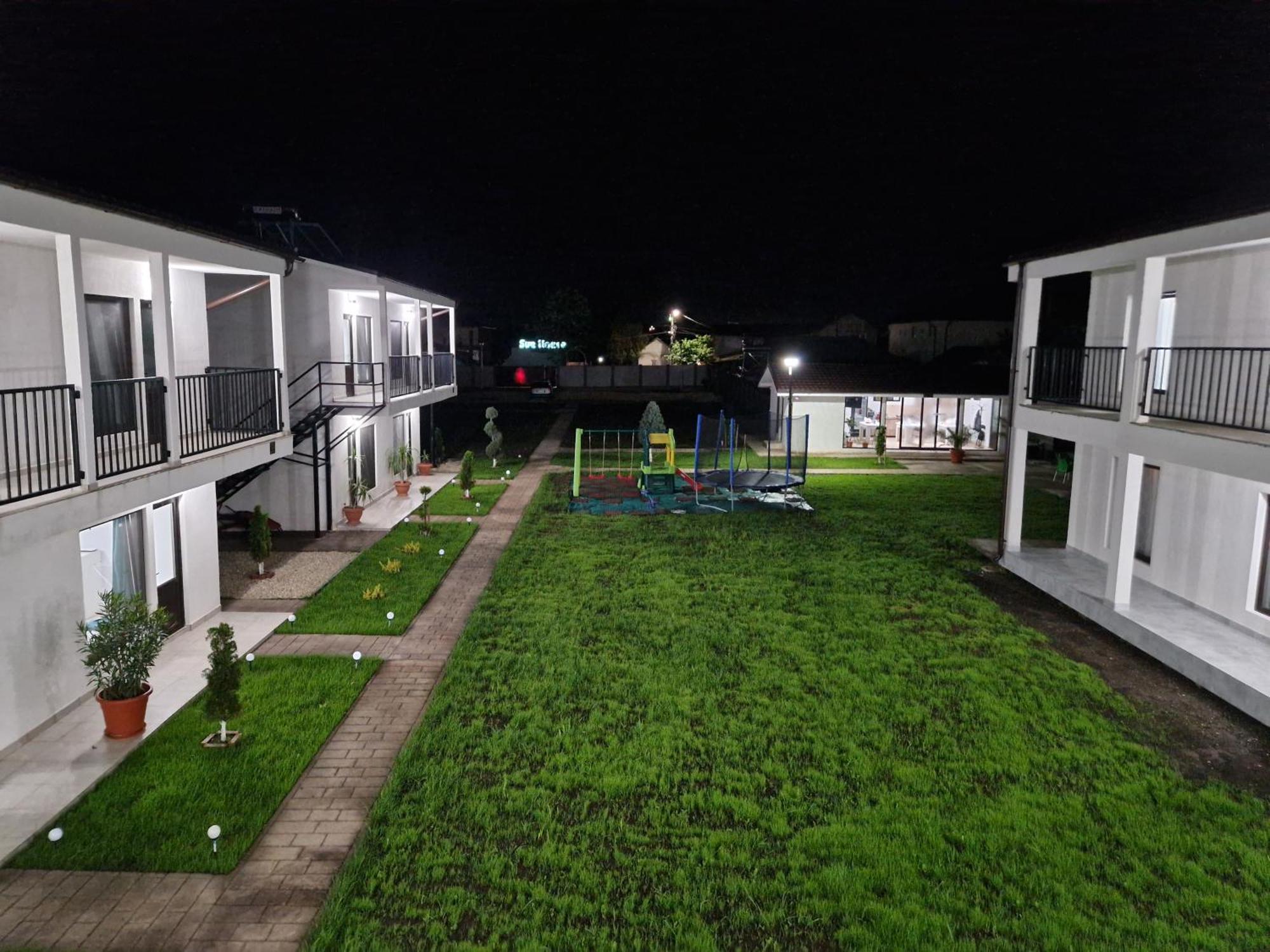 Complex Turistic N&S Hotel 2 Mai Luaran gambar